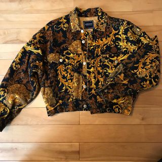 ヴェルサーチ(VERSACE)の専用　正規品　ヴェルサーチ メデューサ ブルゾン　M 極美品(ブルゾン)