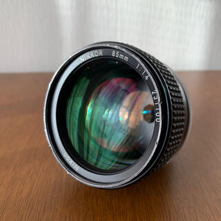ニコン(Nikon)のAi Nikkor 85mm F1.4(レンズ(単焦点))