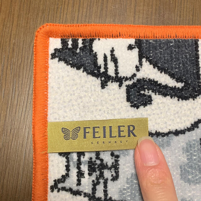 FEILER(フェイラー)のFEILER フェイラー ハンカチ 猫柄 オレンジ レディースのファッション小物(ハンカチ)の商品写真