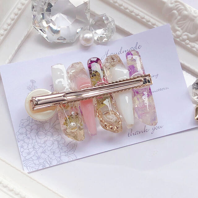 ゴールド crystal〜girly スターチスヘアクリップ の通販 by Petits accessoires ｜ラクマ レースフラ