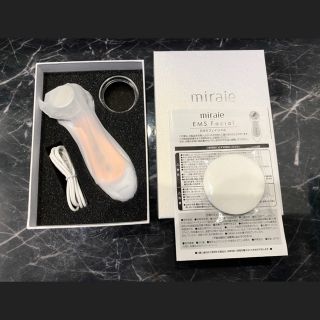 【お値下げしました】美ルル ミライエ EMS フェイシャル 美顔器(フェイスケア/美顔器)