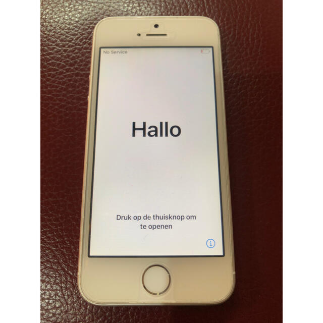 Apple - 美品iPhone SE1☆SIMフリーシルバー☆16GB本体の通販 by みもら's shop｜アップルならラクマ