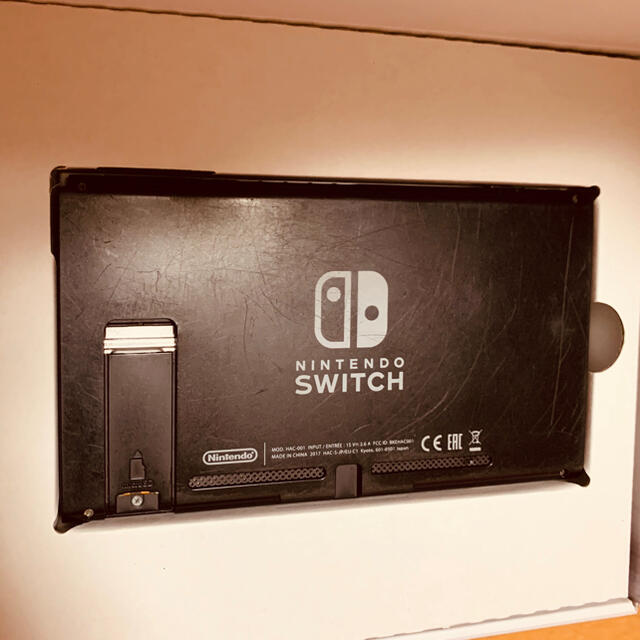 Nintendo Switch(ニンテンドースイッチ)のSwitch 本体のみ エンタメ/ホビーのゲームソフト/ゲーム機本体(家庭用ゲーム機本体)の商品写真