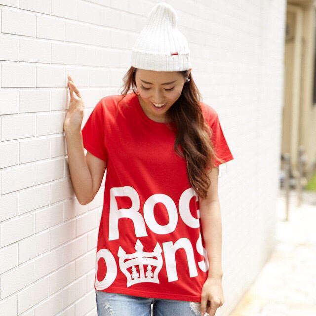 RODEO CROWNS WIDE BOWL(ロデオクラウンズワイドボウル)のオーバーロゴビッグTシャツ レッド レディースのトップス(Tシャツ(半袖/袖なし))の商品写真