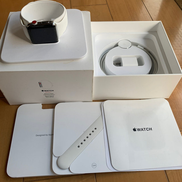 腕時計(デジタル)Apple Watch Series3 GPS+Cellular 42㎜ ステン