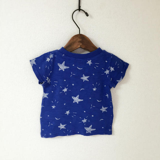 BREEZE(ブリーズ)の超美品 BREEZE 星柄 半袖Tシャツ キッズ/ベビー/マタニティのベビー服(~85cm)(Ｔシャツ)の商品写真