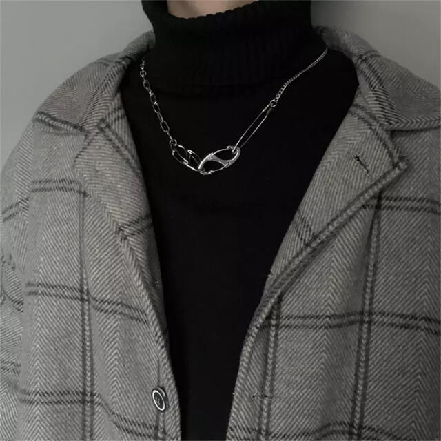 ピンネックレス メンズ レディース シルバー ペンダント 韓国ファッションの通販 By 24時間以内に発送 ラクマ ピンネックレス メンズ レディース シルバー ペンダント 韓国ファッションの通販 By 24時間以内に発送 ラクマ