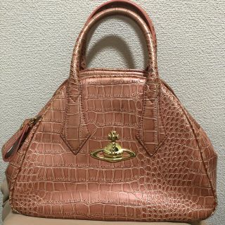 ヴィヴィアンウエストウッド(Vivienne Westwood)の【値下げ】Vivienne Westwood ヤスミン ピンク クロコ型押し(ハンドバッグ)