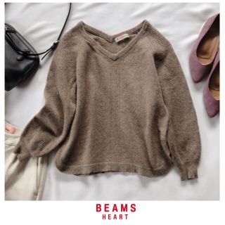 ビームス(BEAMS)の【美品】ビームス　Vネックニット　Vネック　カシミヤ　カシミア(ニット/セーター)