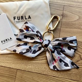 フルラ(Furla)の新品 フルラ スカーフ リボン キーホルダー アニマル 20〜21年秋冬新作♡(キーホルダー)