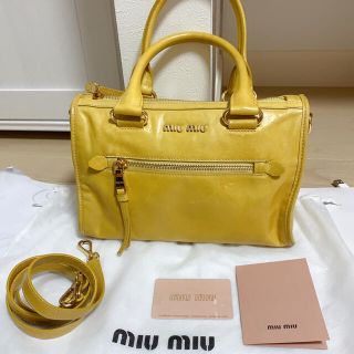 ミュウミュウ(miumiu)のmiumiu ミュウミュウハンドバッグショルダーバッグ　カーフ5BB104(ショルダーバッグ)