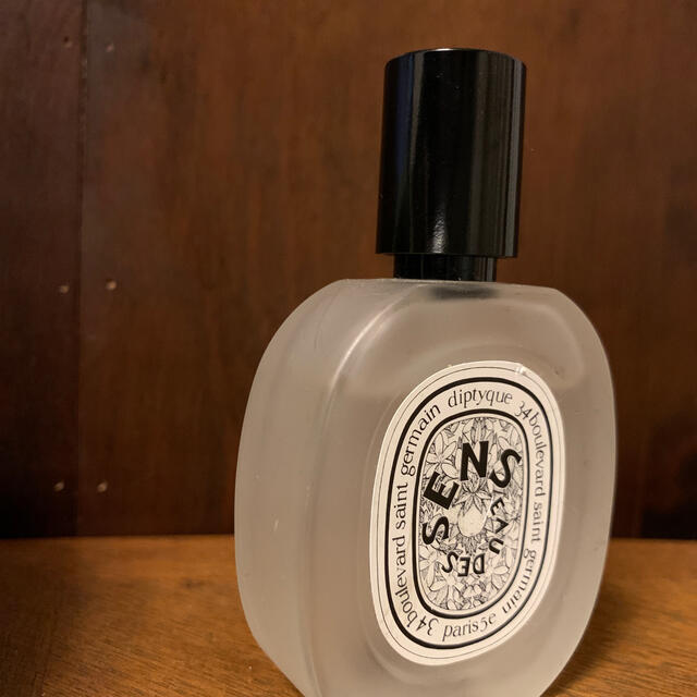 diptyque(ディプティック)のdiptyque ディプティック オーデサンス ヘアフレグランス 30ml コスメ/美容のヘアケア/スタイリング(ヘアウォーター/ヘアミスト)の商品写真