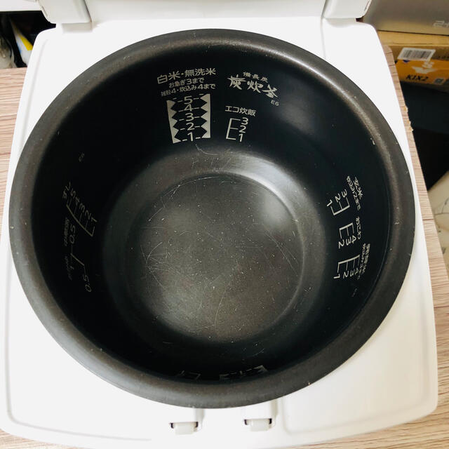 三菱電機 三菱 NJ-VE106 炊飯器の通販 by yu's shop｜ミツビシデンキならラクマ
