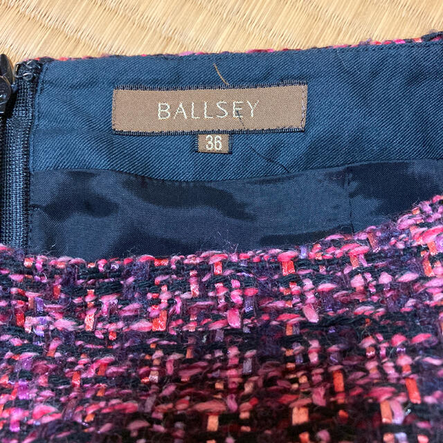 Ballsey(ボールジィ)のチェックスカート ツイードスカート　ツィード　ボールジー　シャネル　ツイード レディースのスカート(ひざ丈スカート)の商品写真