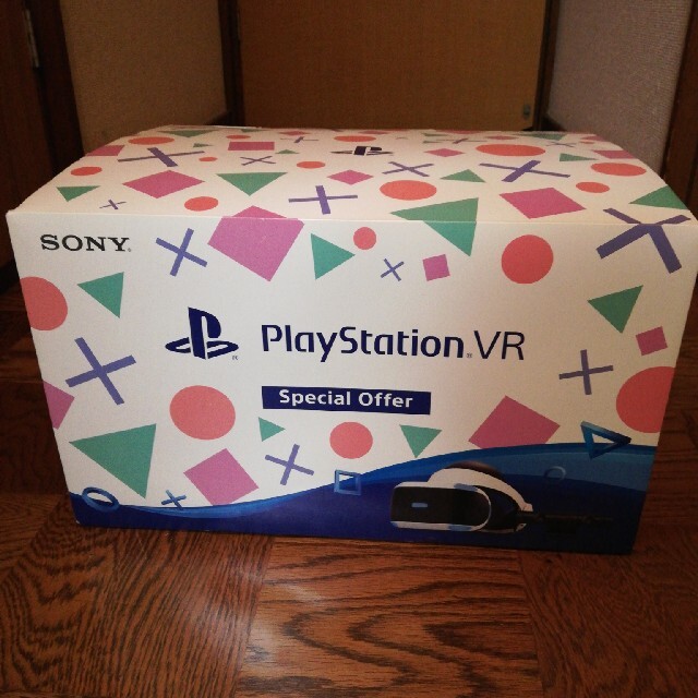 PlayStation VR(プレイステーションヴィーアール)のPlayStation VR　カメラ　カセットセット エンタメ/ホビーのゲームソフト/ゲーム機本体(家庭用ゲーム機本体)の商品写真