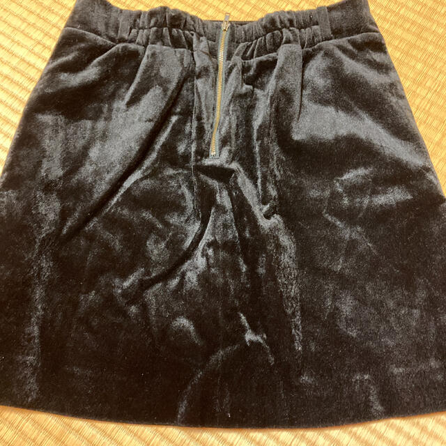 heather(ヘザー)のヘザー　ひざ丈スカート　ベロア　ブラック　スカート　コールテン　黒 レディースのスカート(ひざ丈スカート)の商品写真