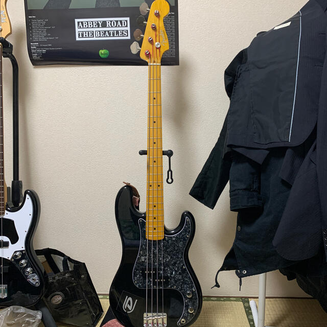 Fender Japan PB57