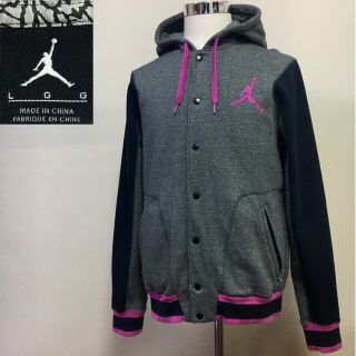 ナイキ(NIKE)の専用(パーカー)