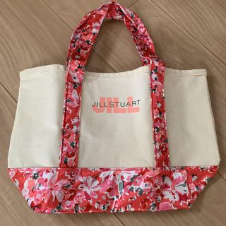 ジルバイジルスチュアート(JILL by JILLSTUART)のジル バイ ジルスチュアート 花柄キャンバストート(トートバッグ)