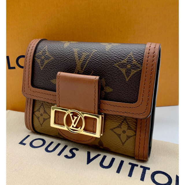 LOUIS VUITTON(ルイヴィトン)の⭐️ 極美品 ルイ・ヴィトン モノグラム ドーフィーヌ コンパクト 折り財布 レディースのファッション小物(財布)の商品写真