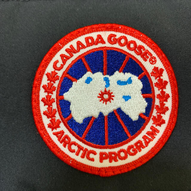 CANADA GOOSE(カナダグース)のカナダグース  ダウンベスト レディースのジャケット/アウター(ダウンベスト)の商品写真