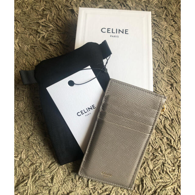 celine☆フラグメントケース 品質が完璧 63.0%OFF www.toyotec.com