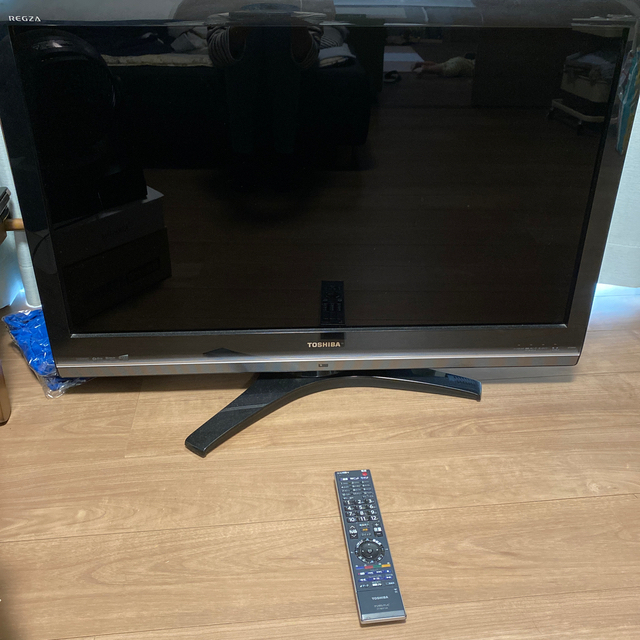 東芝レグザ 37型液晶テレビ-