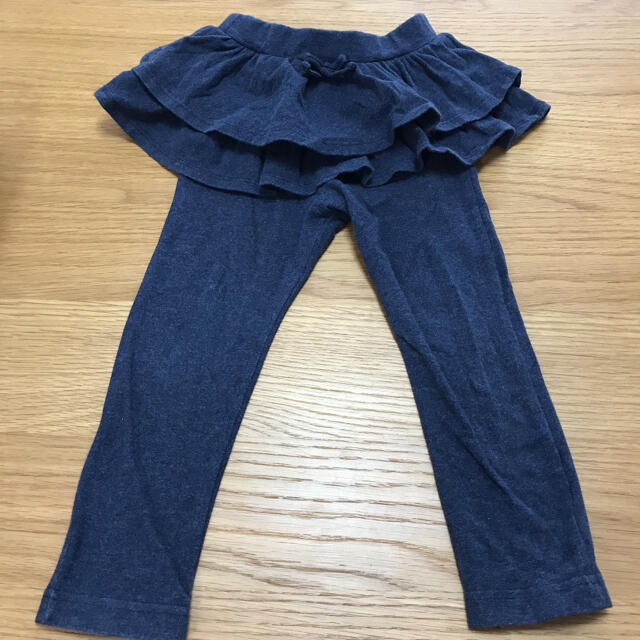 UNIQLO(ユニクロ)のユニクロ スカッツ 90 レギンス　スカンツ キッズ/ベビー/マタニティのキッズ服女の子用(90cm~)(パンツ/スパッツ)の商品写真