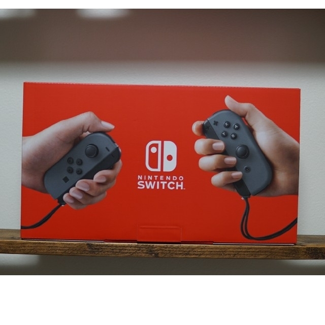 Nintendo Switch(ニンテンドースイッチ)の新品未開封★Switch 任天堂スイッチ 本体 グレー ニンテンドウ エンタメ/ホビーのゲームソフト/ゲーム機本体(家庭用ゲーム機本体)の商品写真