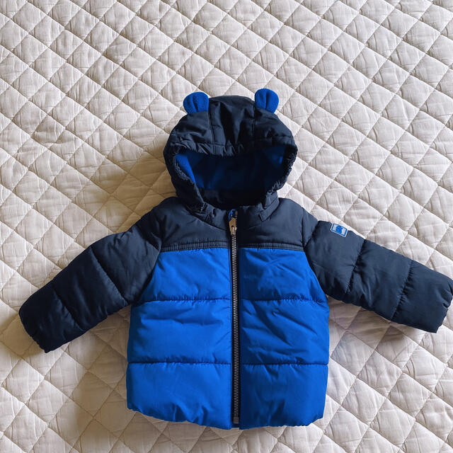 babyGAP(ベビーギャップ)のGAP ダウン　アウター90 80 キッズ/ベビー/マタニティのベビー服(~85cm)(ジャケット/コート)の商品写真