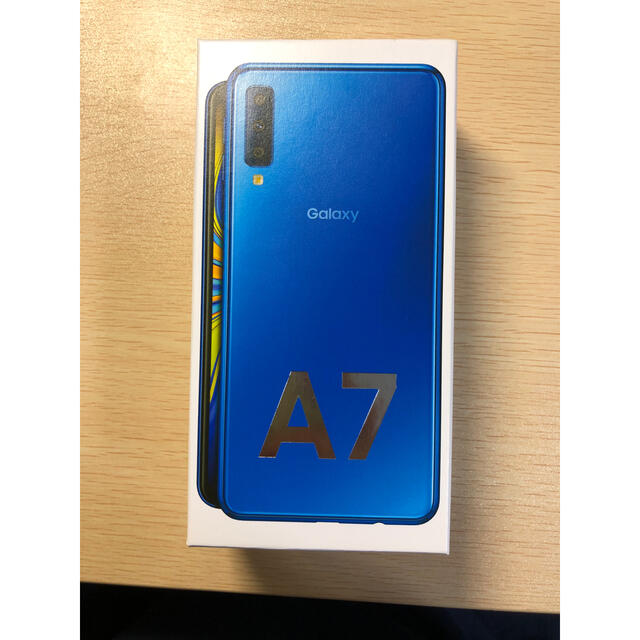 Galaxy A7  フィルム　カバー付き