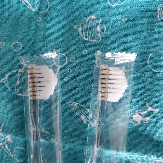 奇跡の歯ブラシ(2本) コスメ/美容のオーラルケア(歯ブラシ/デンタルフロス)の商品写真