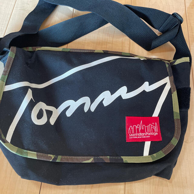 TOMMY(トミー)のTOMMY×Manhattan メンズのバッグ(ショルダーバッグ)の商品写真