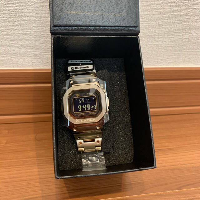 メンズCASIO G-SHOCK GMW-B5000GD-9JF 国内正規品 未使用品