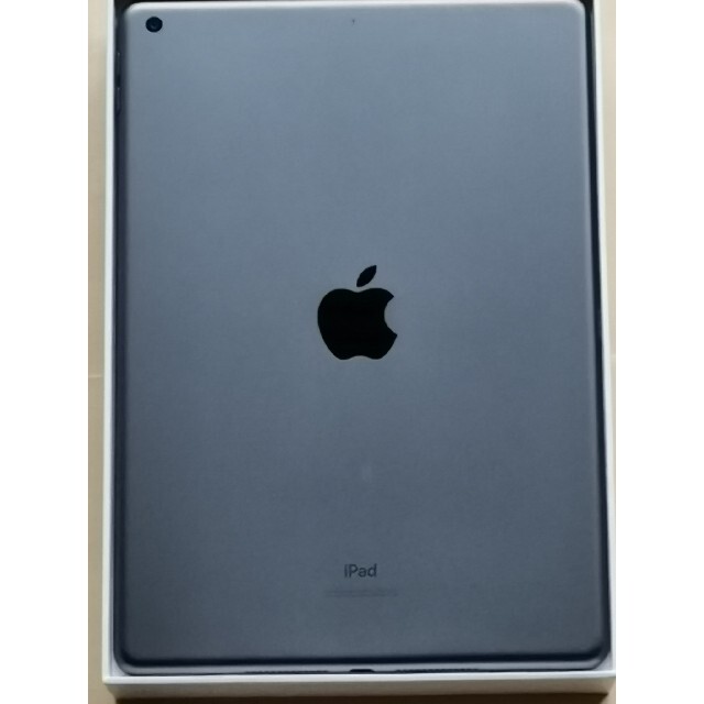 グレー iPad 第7世代 WiFiモデル 32GBの通販 by Win-Win Shop｜ラクマ カテゴリ