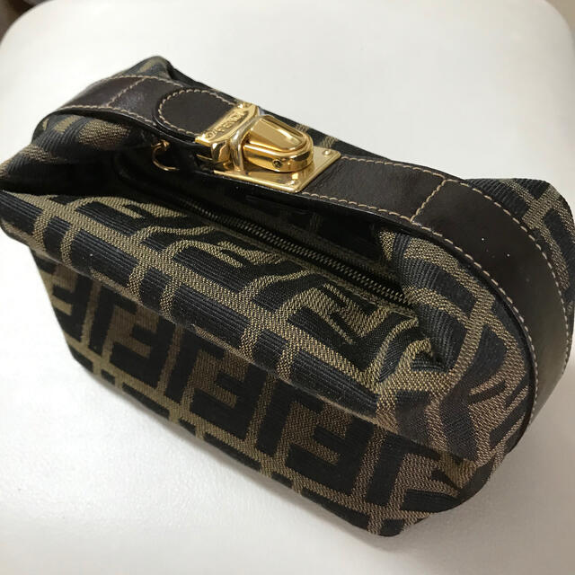 フェンディ FENDI ポーチ - www.onkajans.com