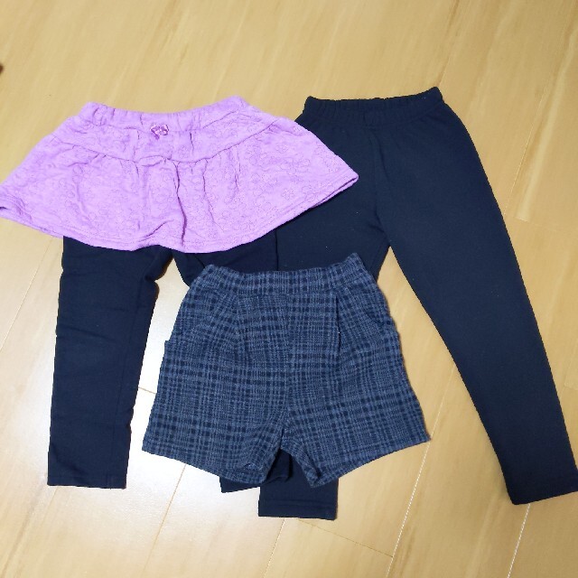 ズボン5枚まとめ売り キッズ/ベビー/マタニティのキッズ服女の子用(90cm~)(パンツ/スパッツ)の商品写真