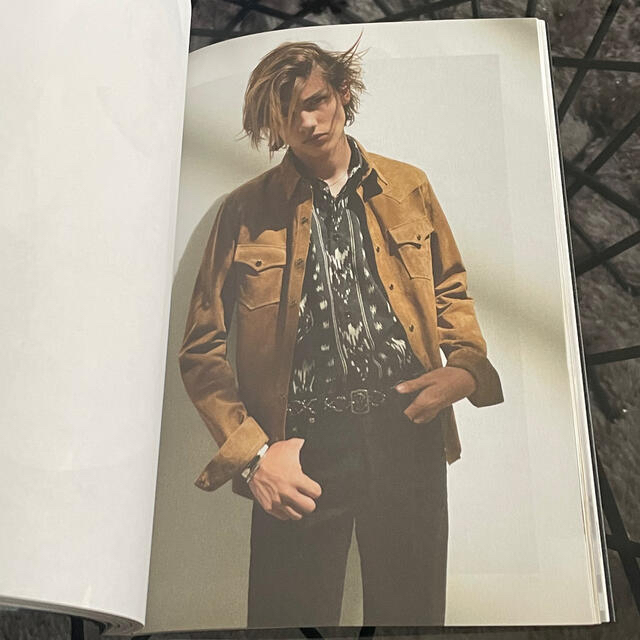 Saint Laurent(サンローラン)のsaint laurent paris ルックブック　ポスターセット メンズのメンズ その他(その他)の商品写真