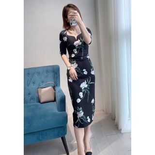 ❤️ ★【2020新作】Ted Baker 黒、薄緑花柄ワンピース新品 2 色