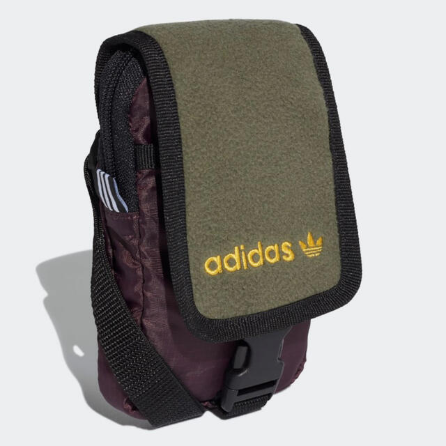 adidas(アディダス)のadidas ショルダーバッグ　新品未使用 メンズのバッグ(ショルダーバッグ)の商品写真