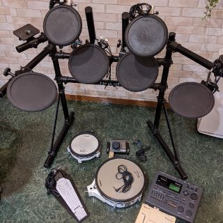 ローランド(Roland)のRoland Ｖ-Drums TD-10（1/5変更）（1/19変更）(電子ドラム)