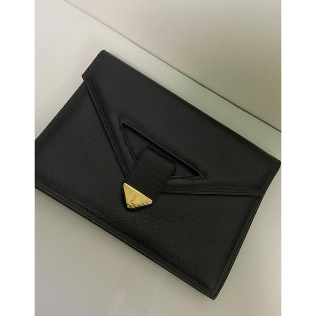 SAINT LAURENT イヴサンローラン　クラッチバッグ　美品　YSL