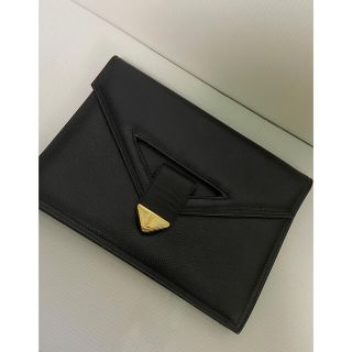 サンローラン(Saint Laurent)のSAINT LAURENT イヴサンローラン　クラッチバッグ　美品　YSL(セカンドバッグ/クラッチバッグ)