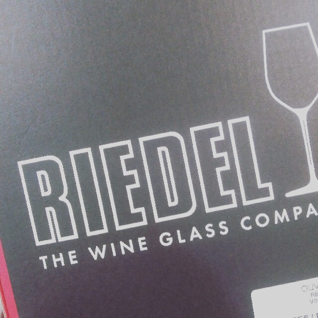 RIEDEL(リーデル)の【期間限定価格】RIEDEL RED WINE auveture(ケース付) インテリア/住まい/日用品のキッチン/食器(グラス/カップ)の商品写真