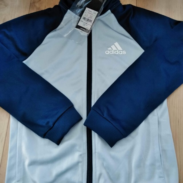 adidas(アディダス)の【yamacc様専用】新品★アディダス   ジャージ上下 キッズ/ベビー/マタニティのキッズ服女の子用(90cm~)(その他)の商品写真