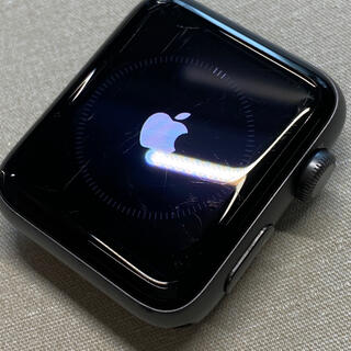 アップルウォッチ(Apple Watch)のApple Watch Series 3 42mm スペースグレー　中古(腕時計(デジタル))