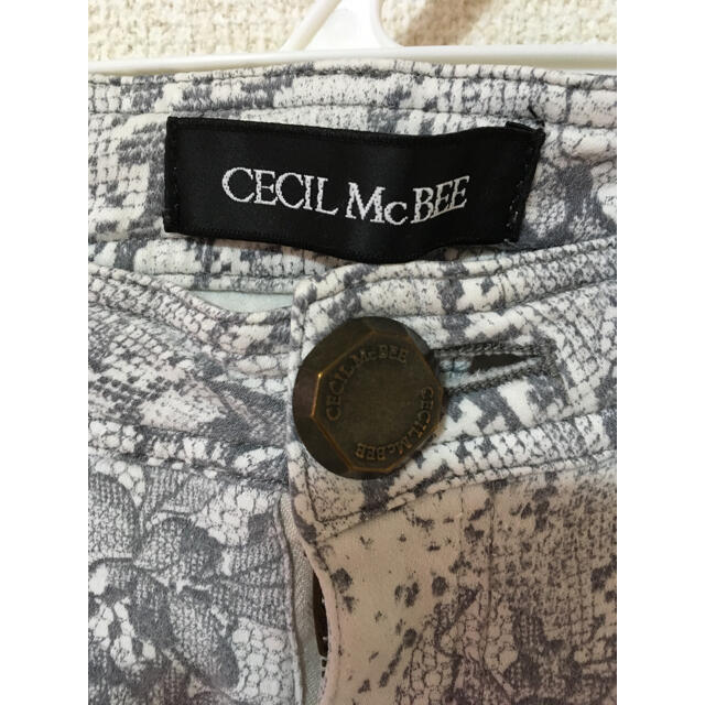 CECIL McBEE(セシルマクビー)の7、CECIL McBEE スキニー レディースのパンツ(スキニーパンツ)の商品写真