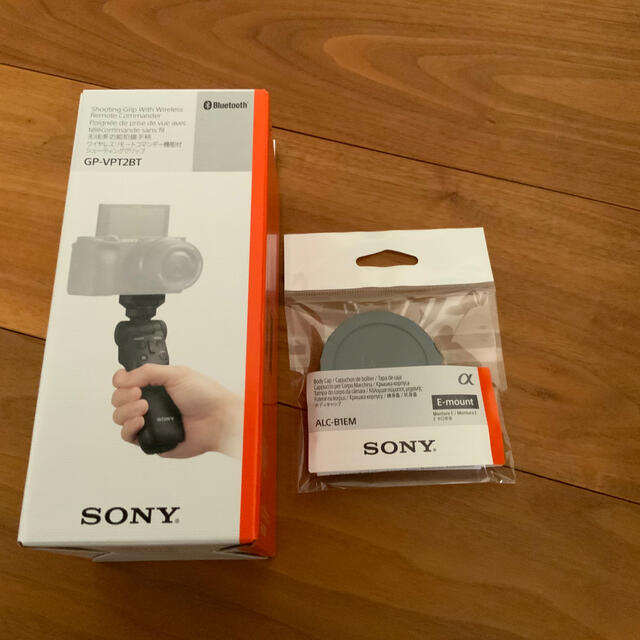 SONY(ソニー)のSONY α7C レンズキット ILCE-7CL シルバー 5年保証付　未開封　 スマホ/家電/カメラのカメラ(ミラーレス一眼)の商品写真