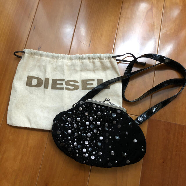 DIESEL(ディーゼル)のDIESELがま口ポシェットポーチ レディースのバッグ(ショルダーバッグ)の商品写真