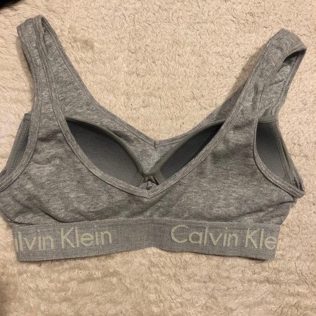 Calvin Klein(カルバンクライン)のカルバンクライン　CalvinKlein 下着　ブラ　ショーツ レディースの下着/アンダーウェア(ブラ&ショーツセット)の商品写真